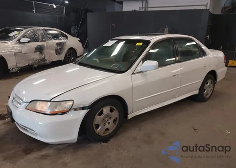 2002 Honda Accord 3.0 Ex из США, поврежденный, VIN 1HGCG16552A058153